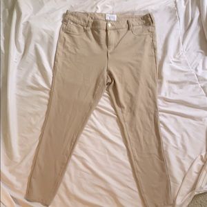Curve Hugging Khaki Pants